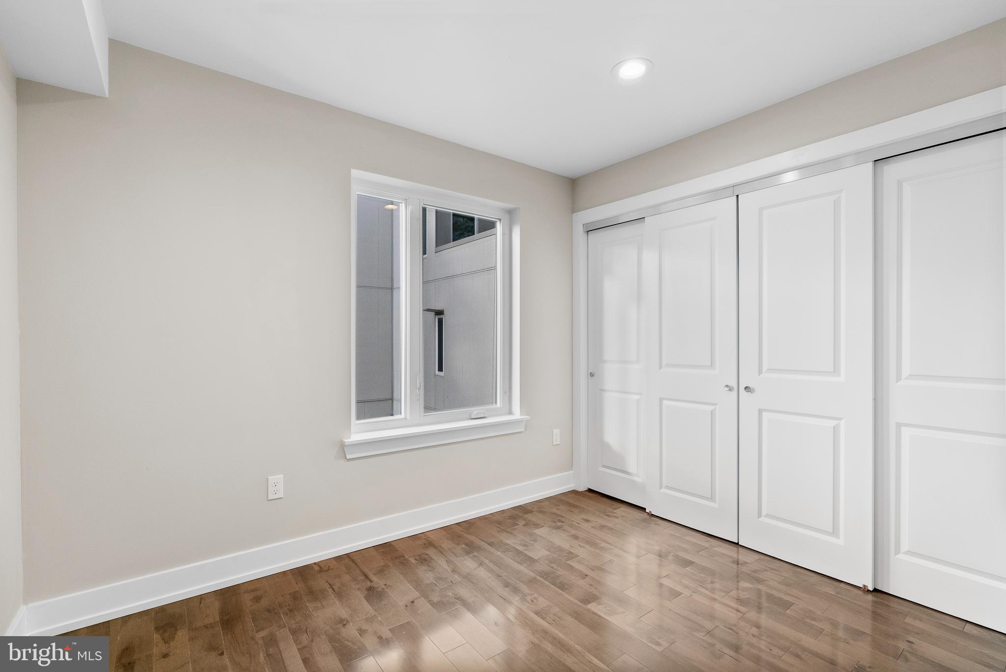 OLDE KENSINGTON - Residential