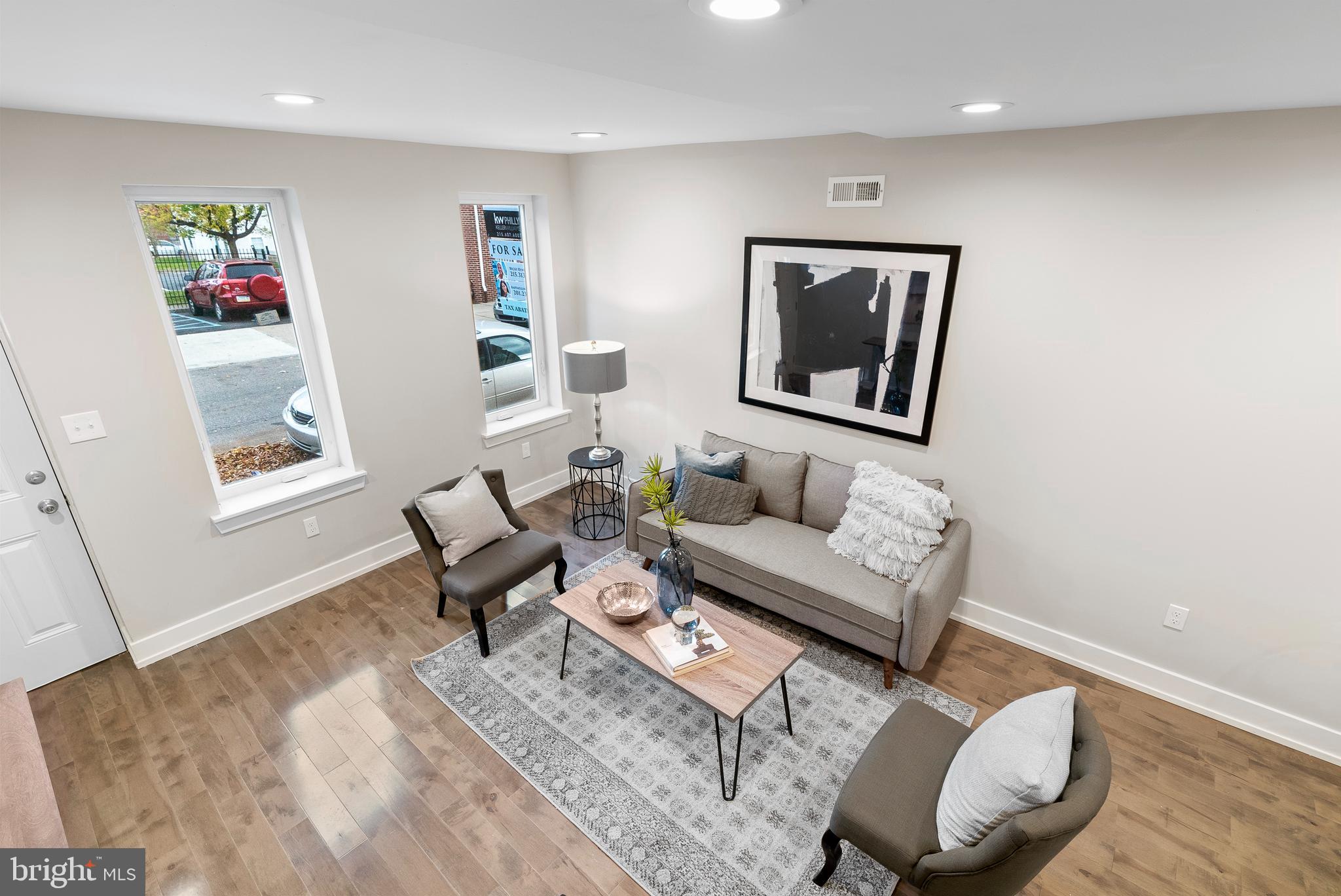 OLDE KENSINGTON - Residential