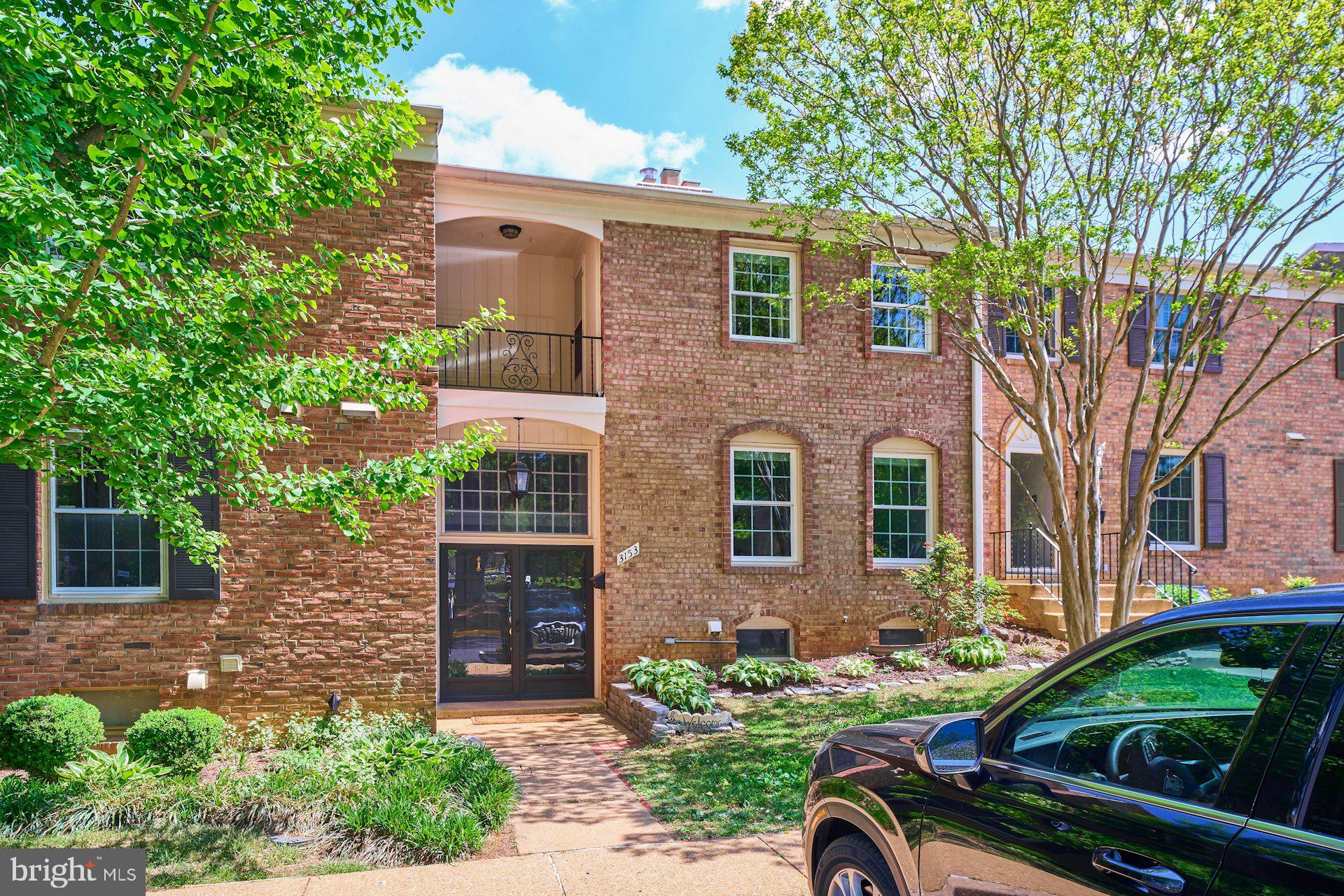 3153 FAIRBURY LANE