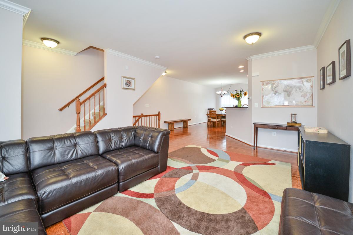 POTOMAC STATION - Residential Lease