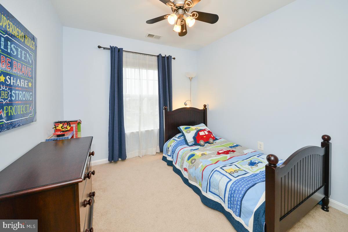 POTOMAC STATION - Residential Lease