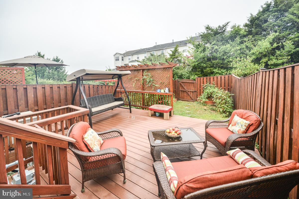 POTOMAC STATION - Residential Lease