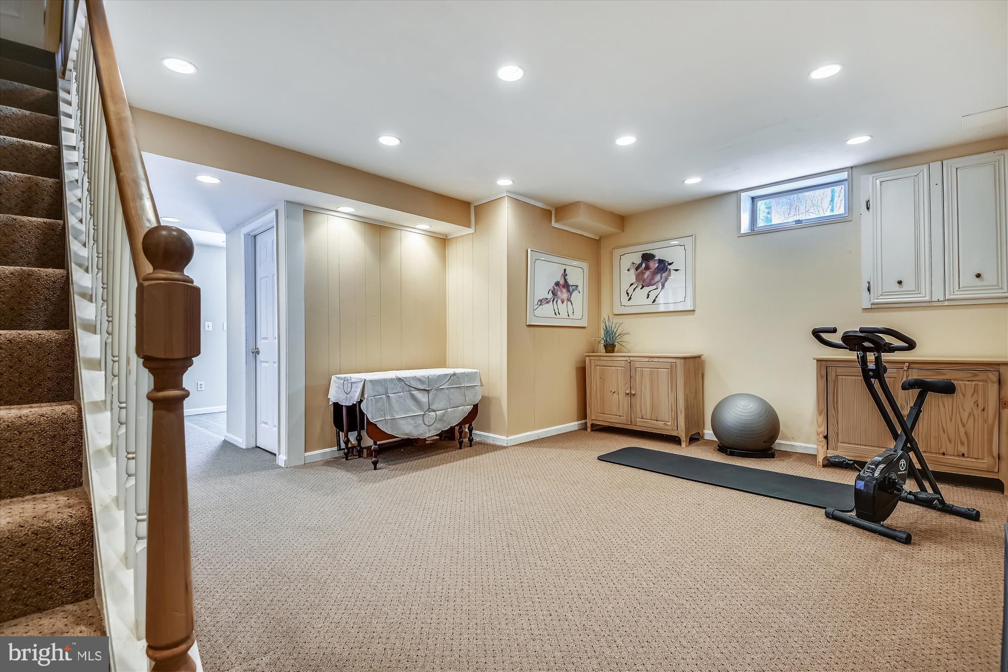 HUNTERS RUN - Residential