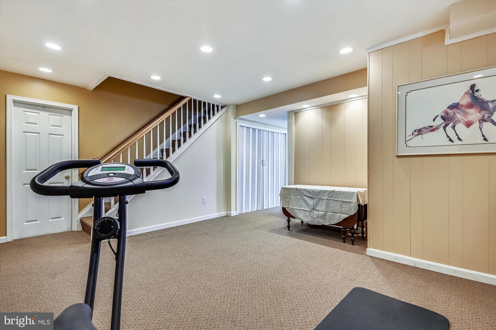 HUNTERS RUN - Residential