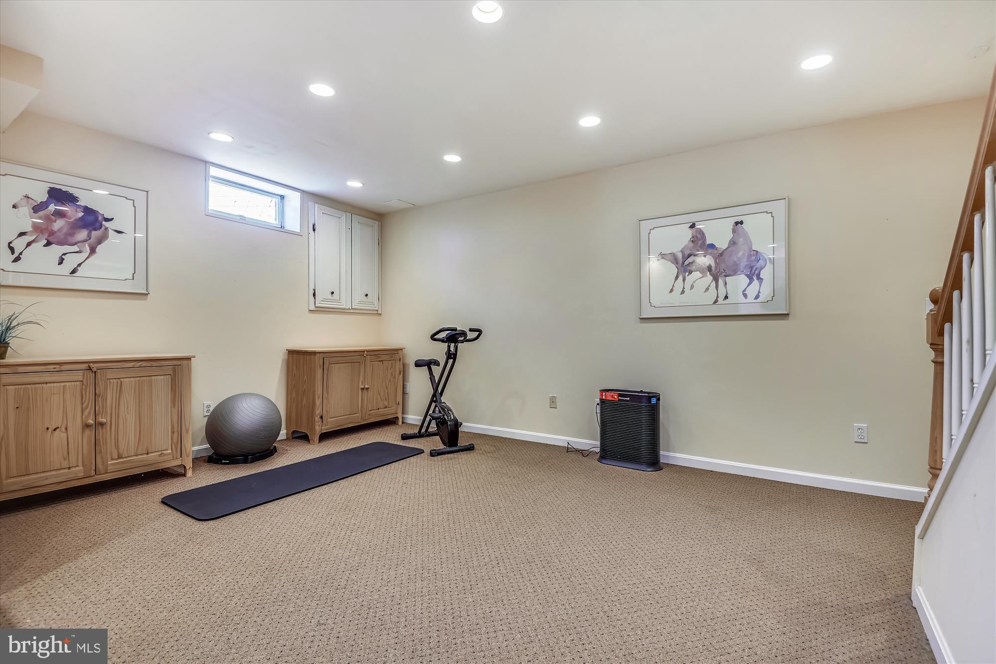 HUNTERS RUN - Residential