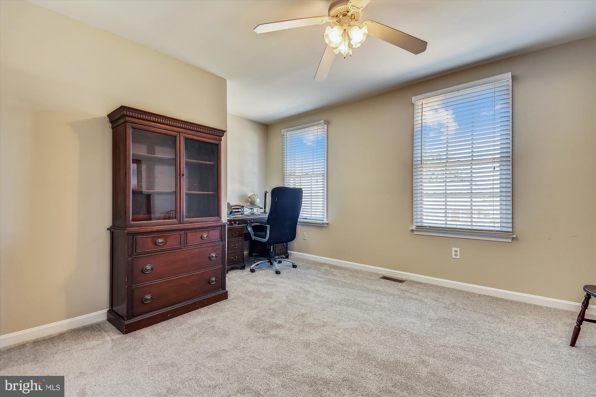 HUNTERS RUN - Residential