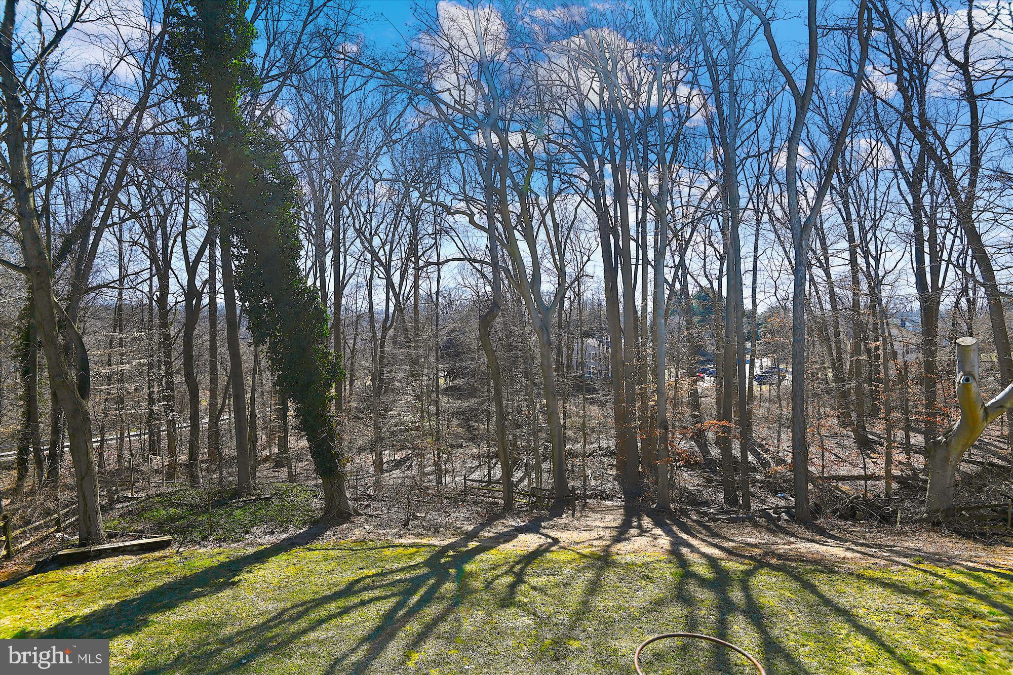 HUNTERS RUN - Residential