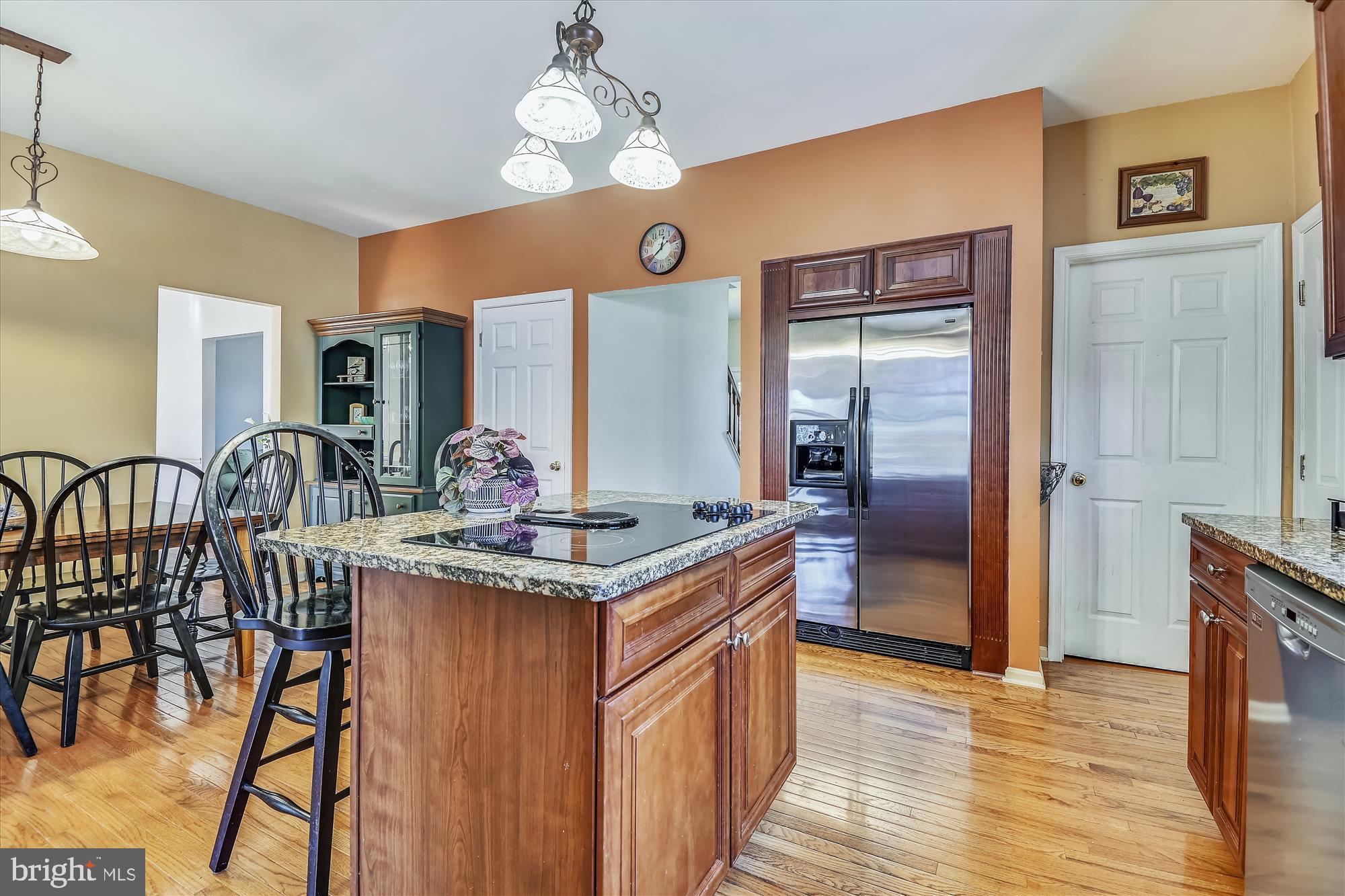 HUNTERS RUN - Residential