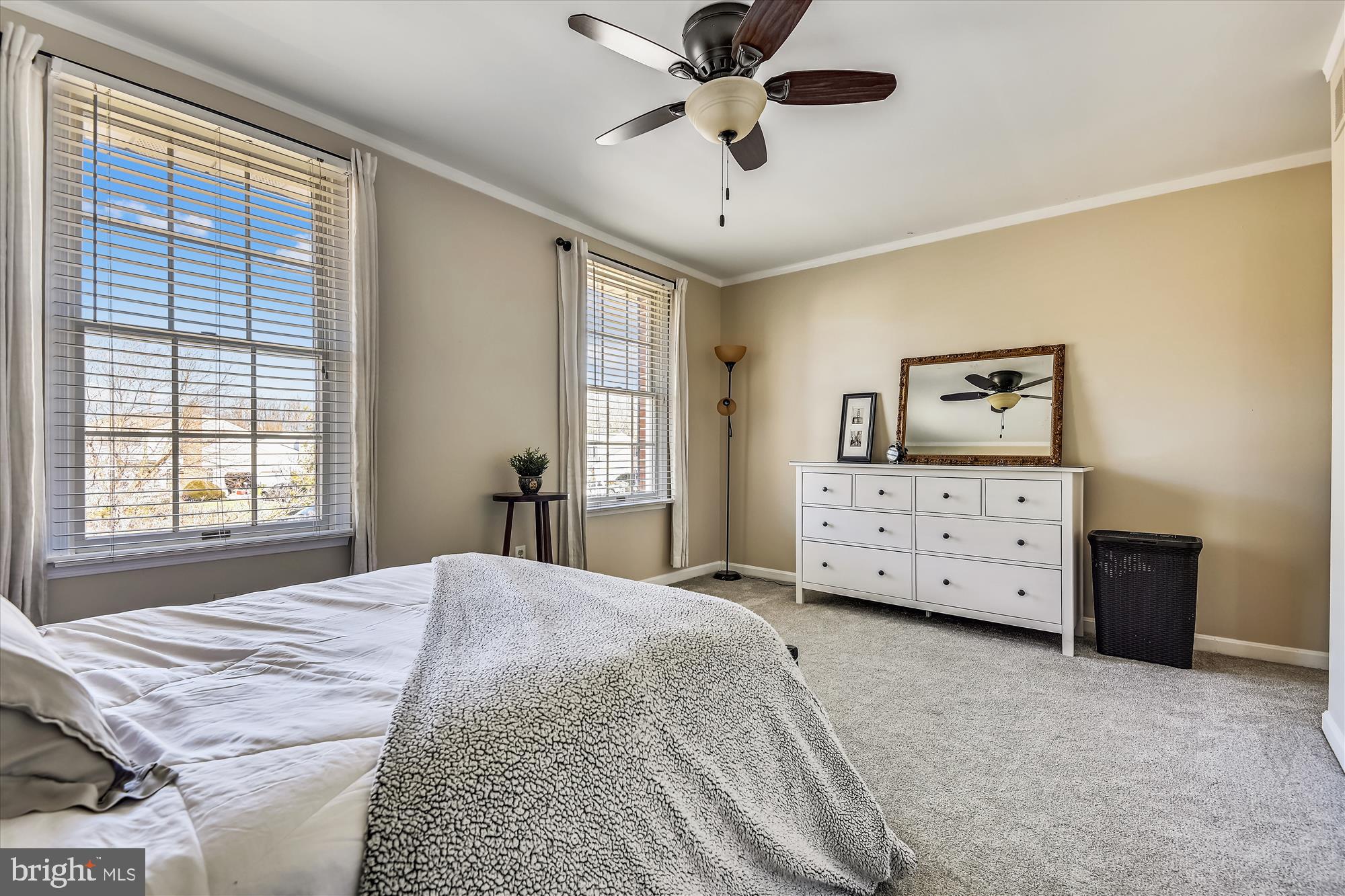 HUNTERS RUN - Residential