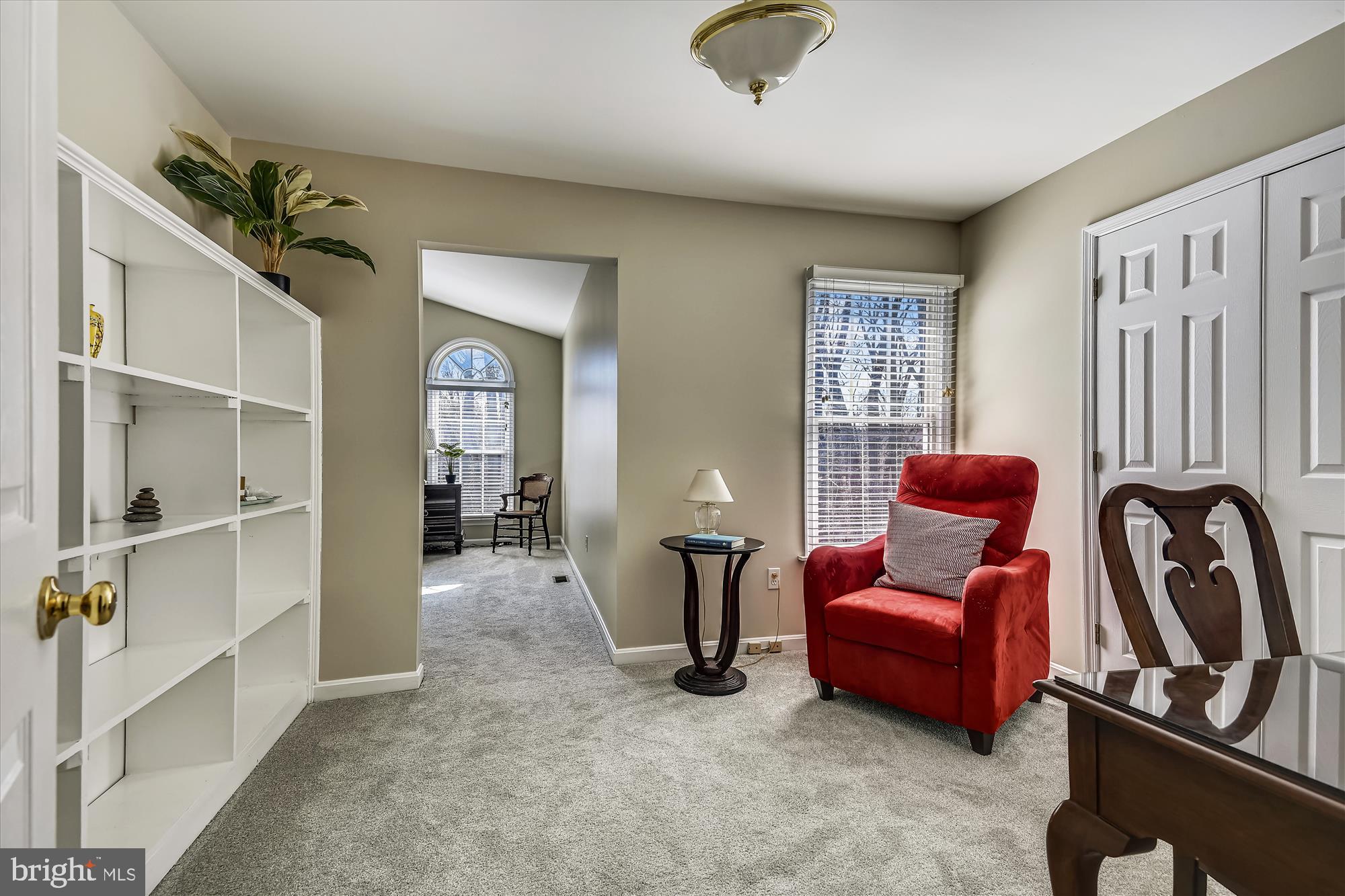 HUNTERS RUN - Residential