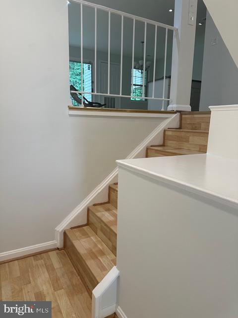 LAKESHORE - Residential