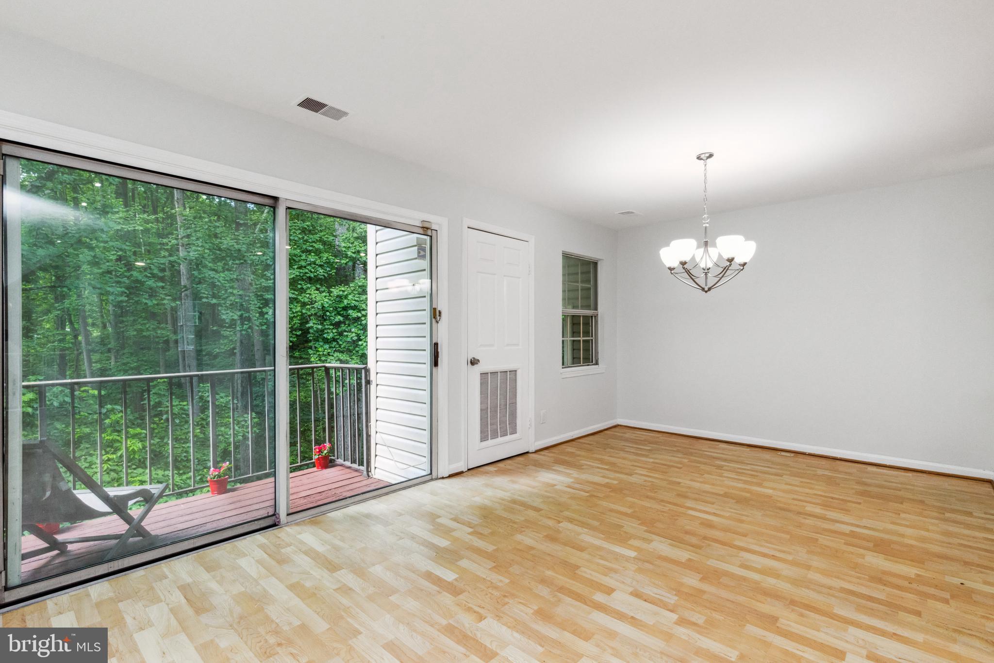 LAKESHORE - Residential