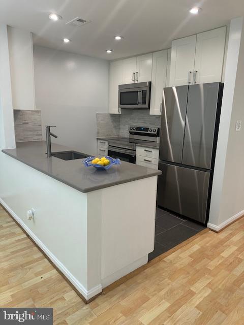 LAKESHORE - Residential