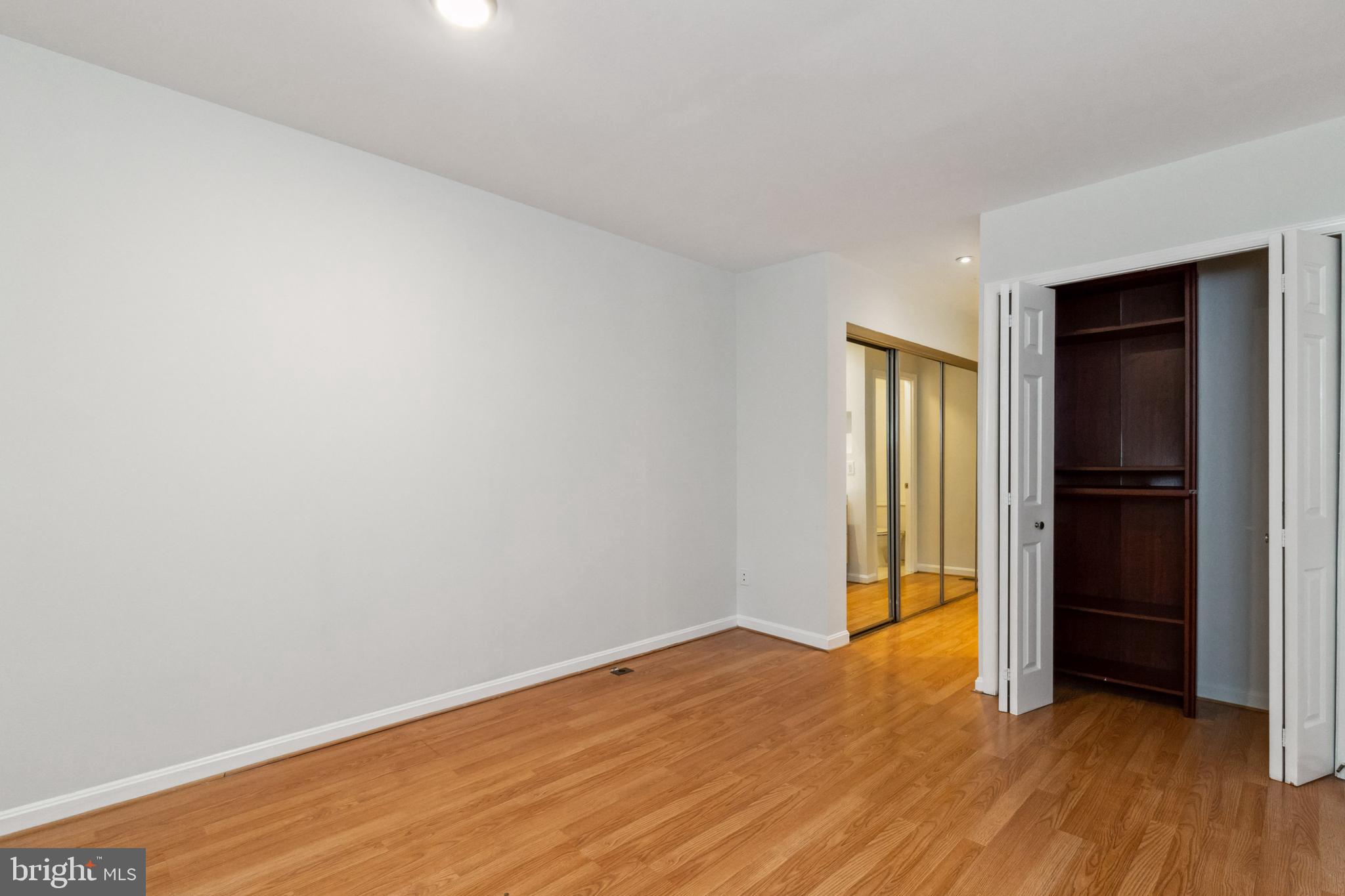 LAKESHORE - Residential