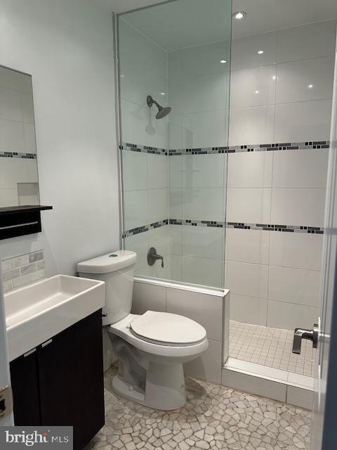 LAKESHORE - Residential