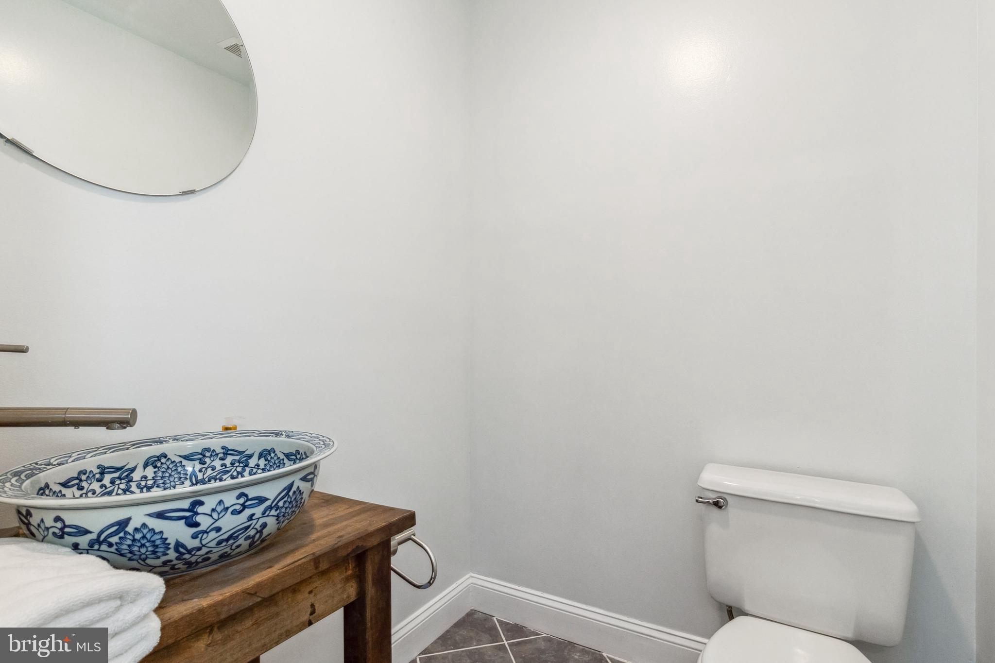 LAKESHORE - Residential