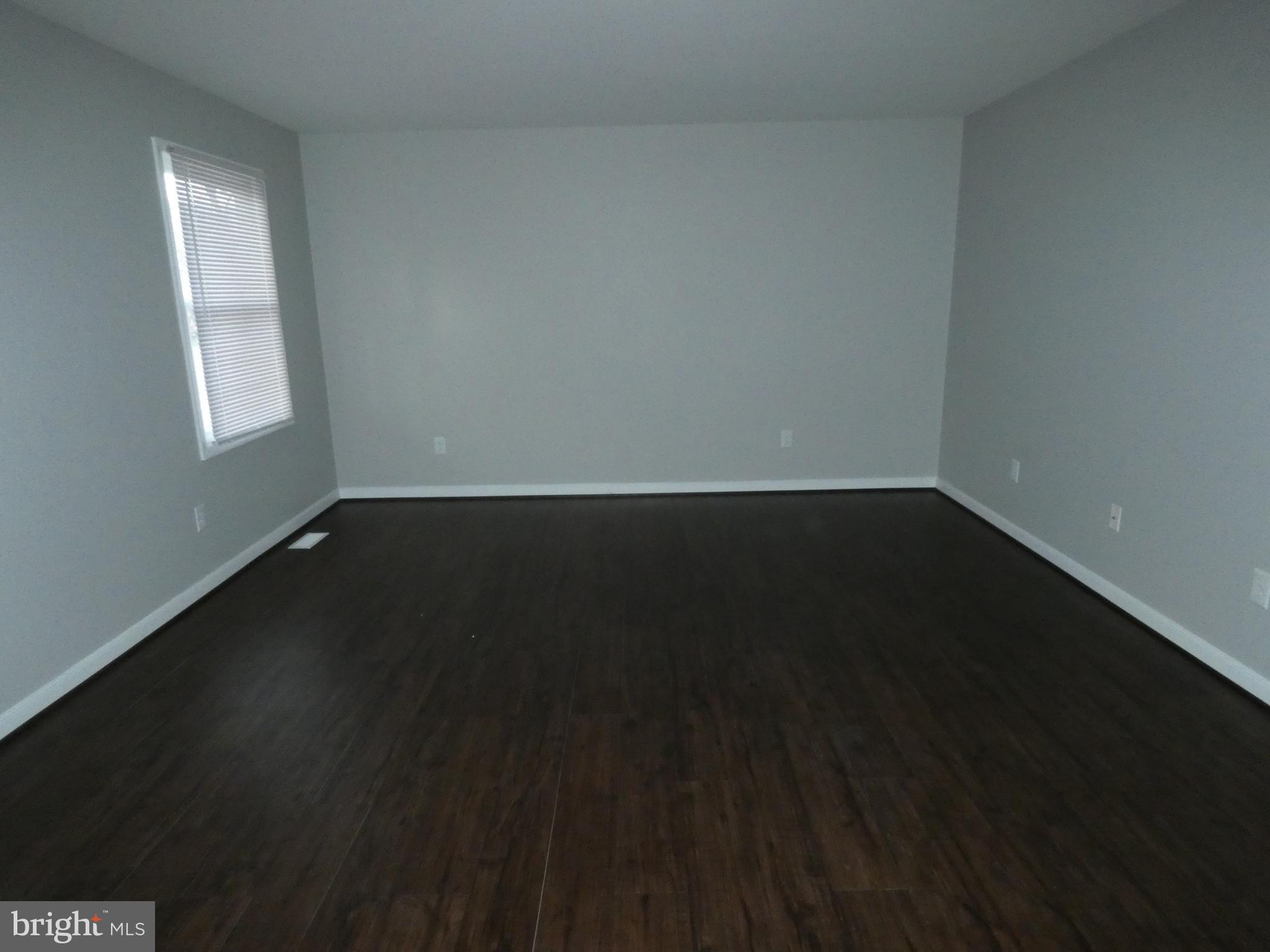 SUMMERSET - Residential Lease