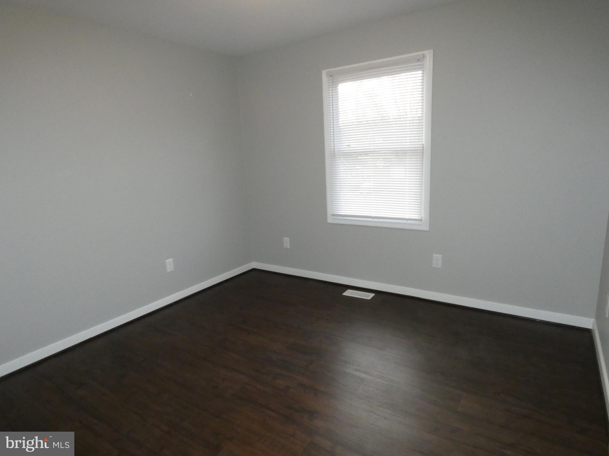 SUMMERSET - Residential Lease