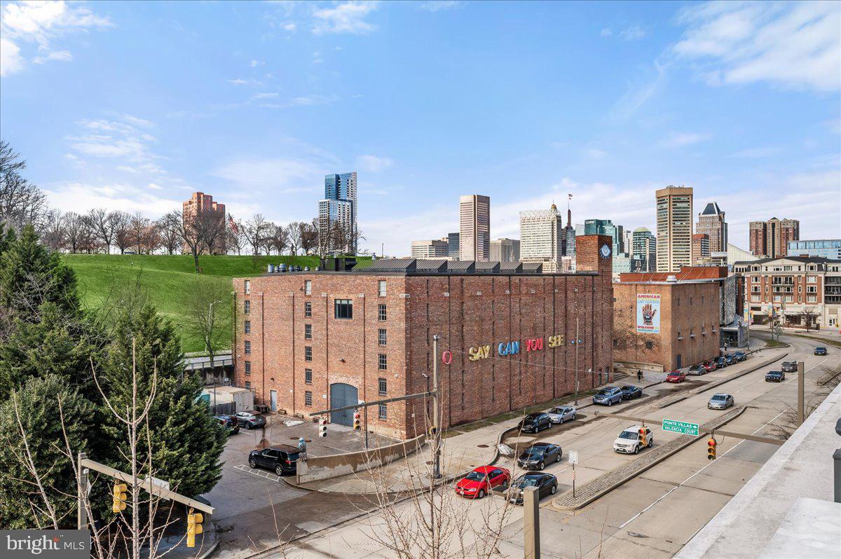 PIER HOMES AT HARBORVIEW - Residential Lease