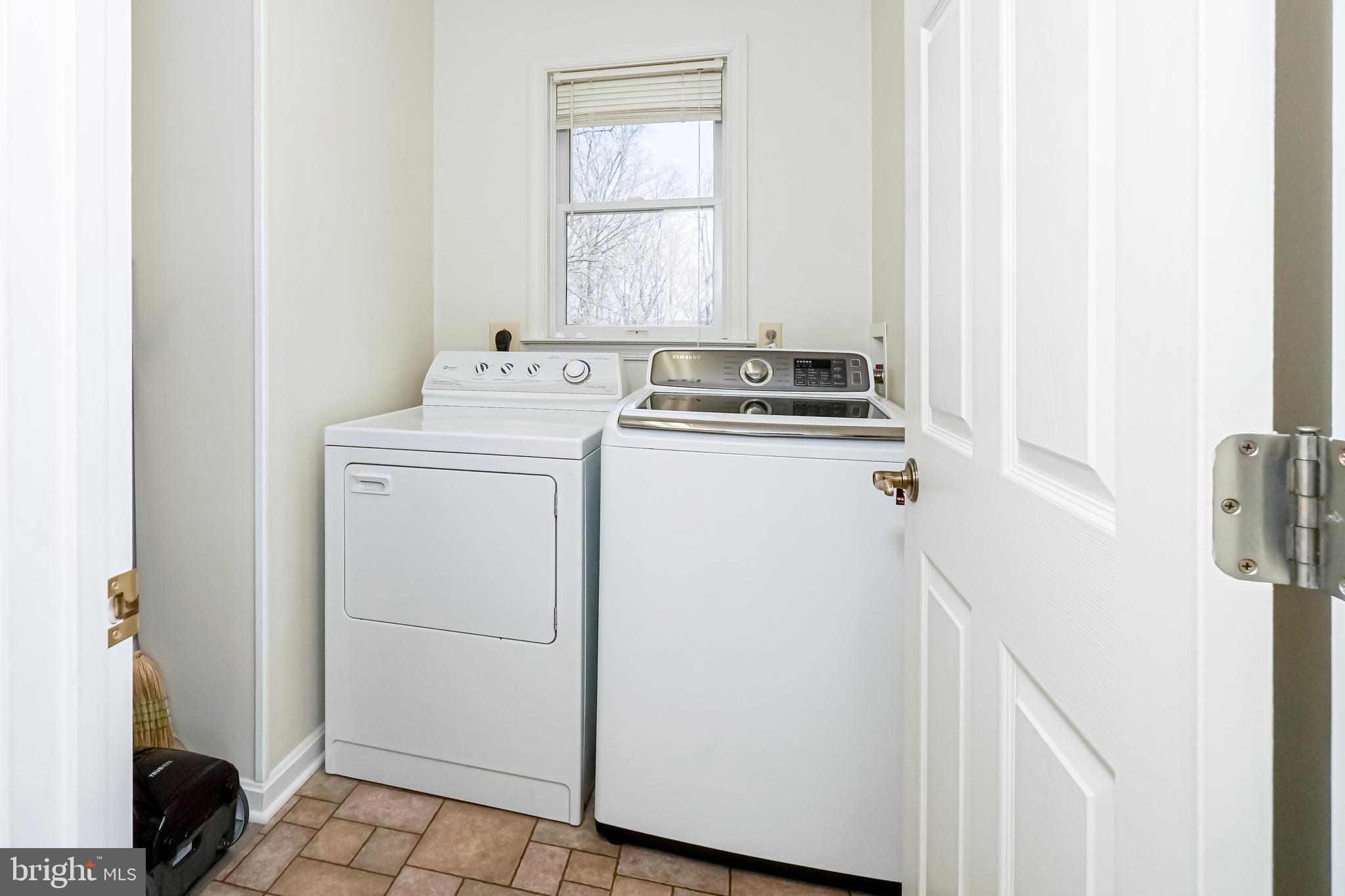 SUMMER HILL - Residential