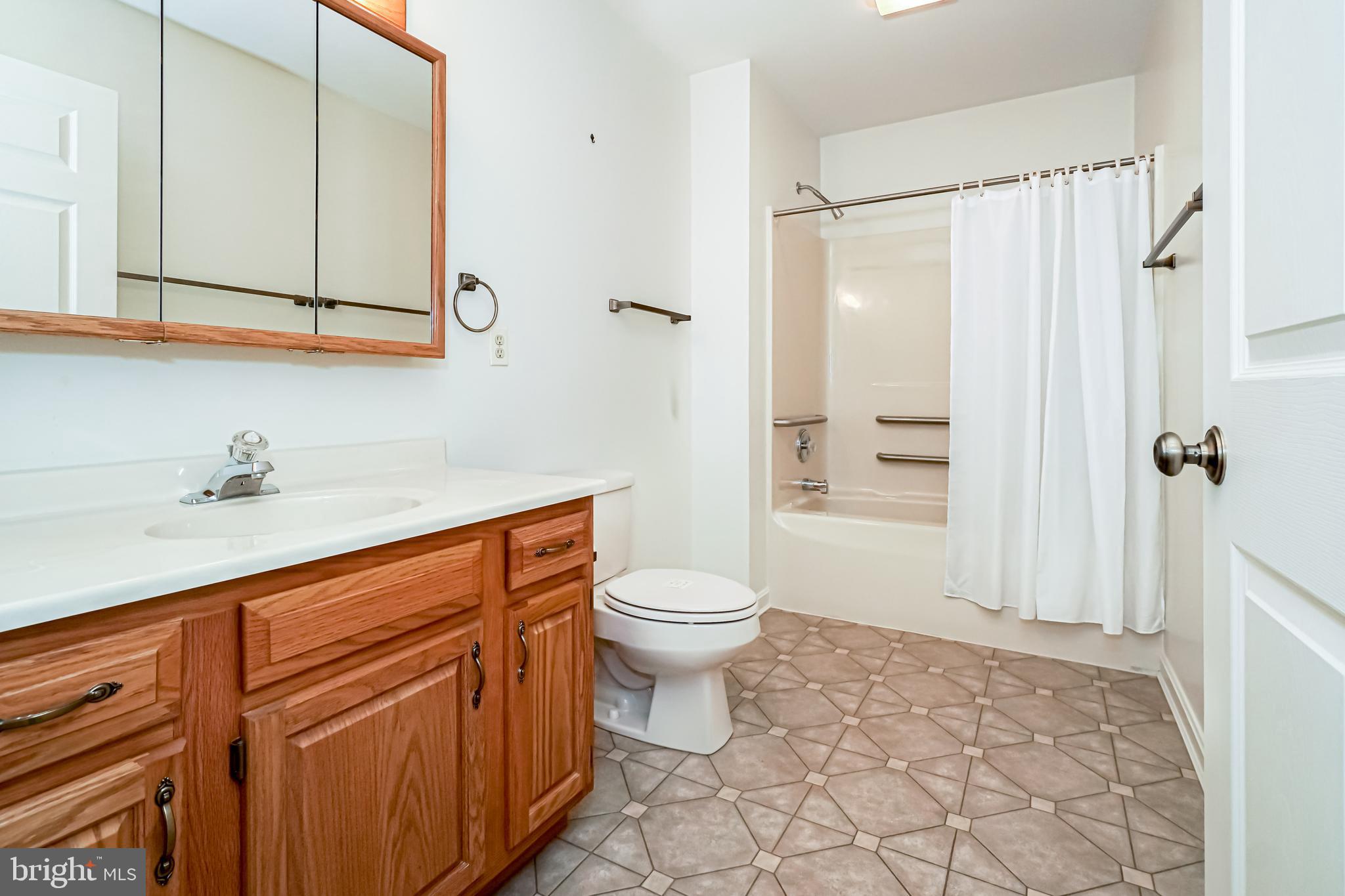 SUMMER HILL - Residential