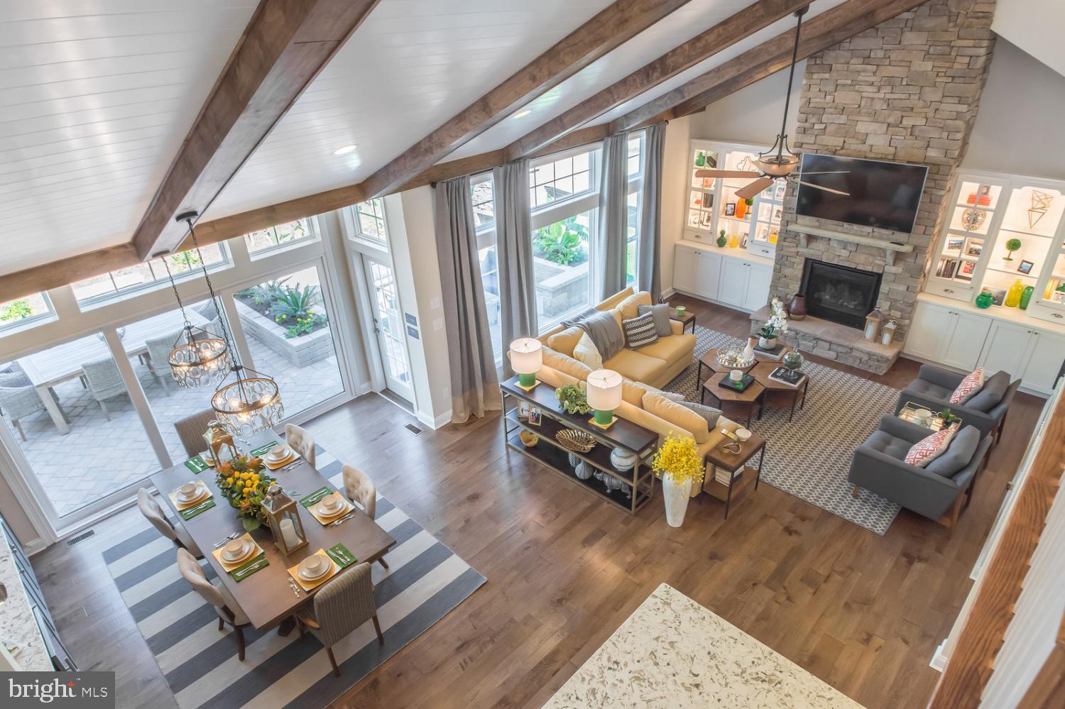 PENINSULA LAKES - Residential