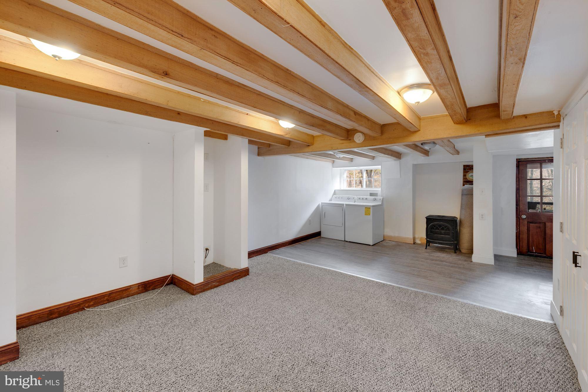 LEESBURG - Residential Lease