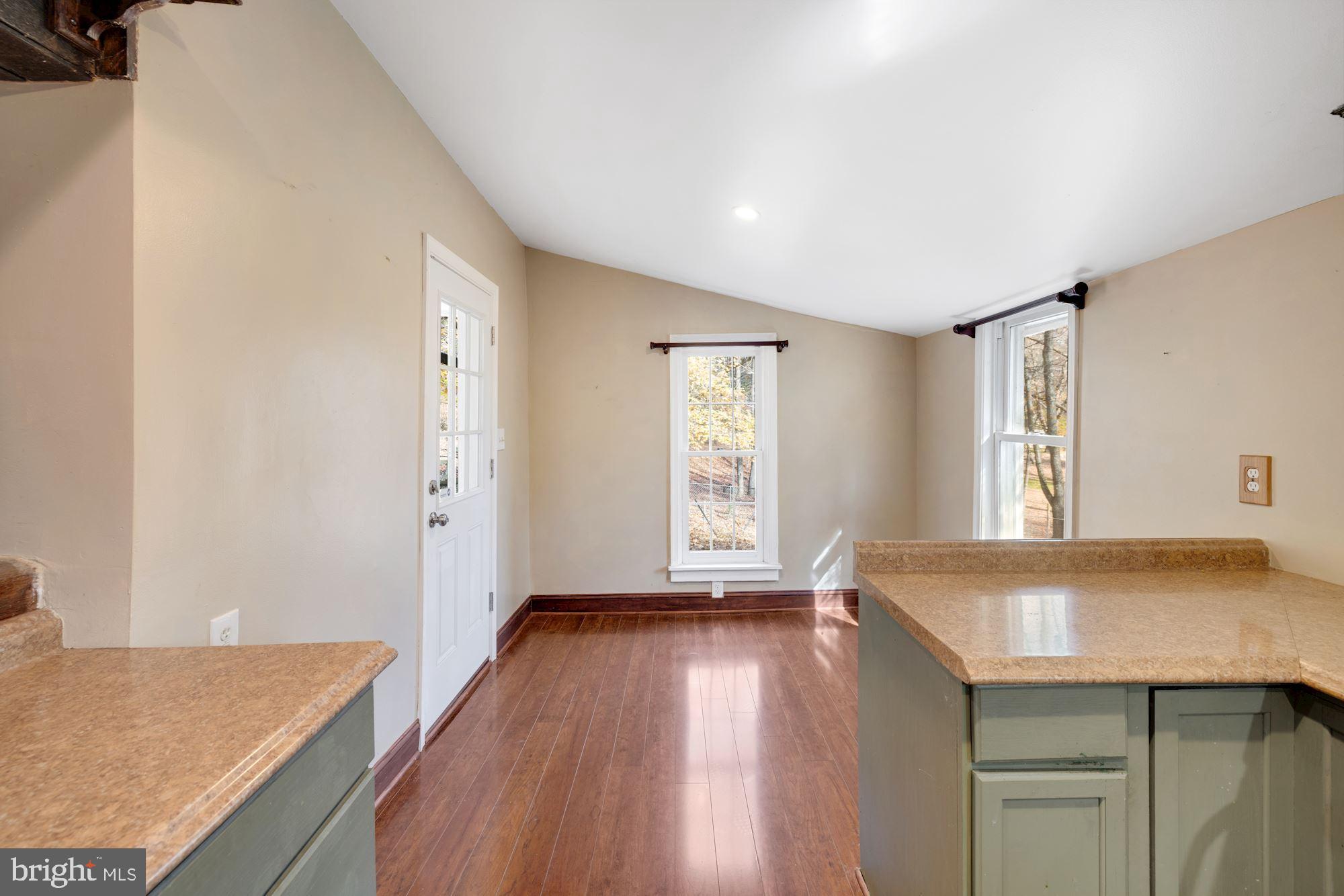 LEESBURG - Residential Lease