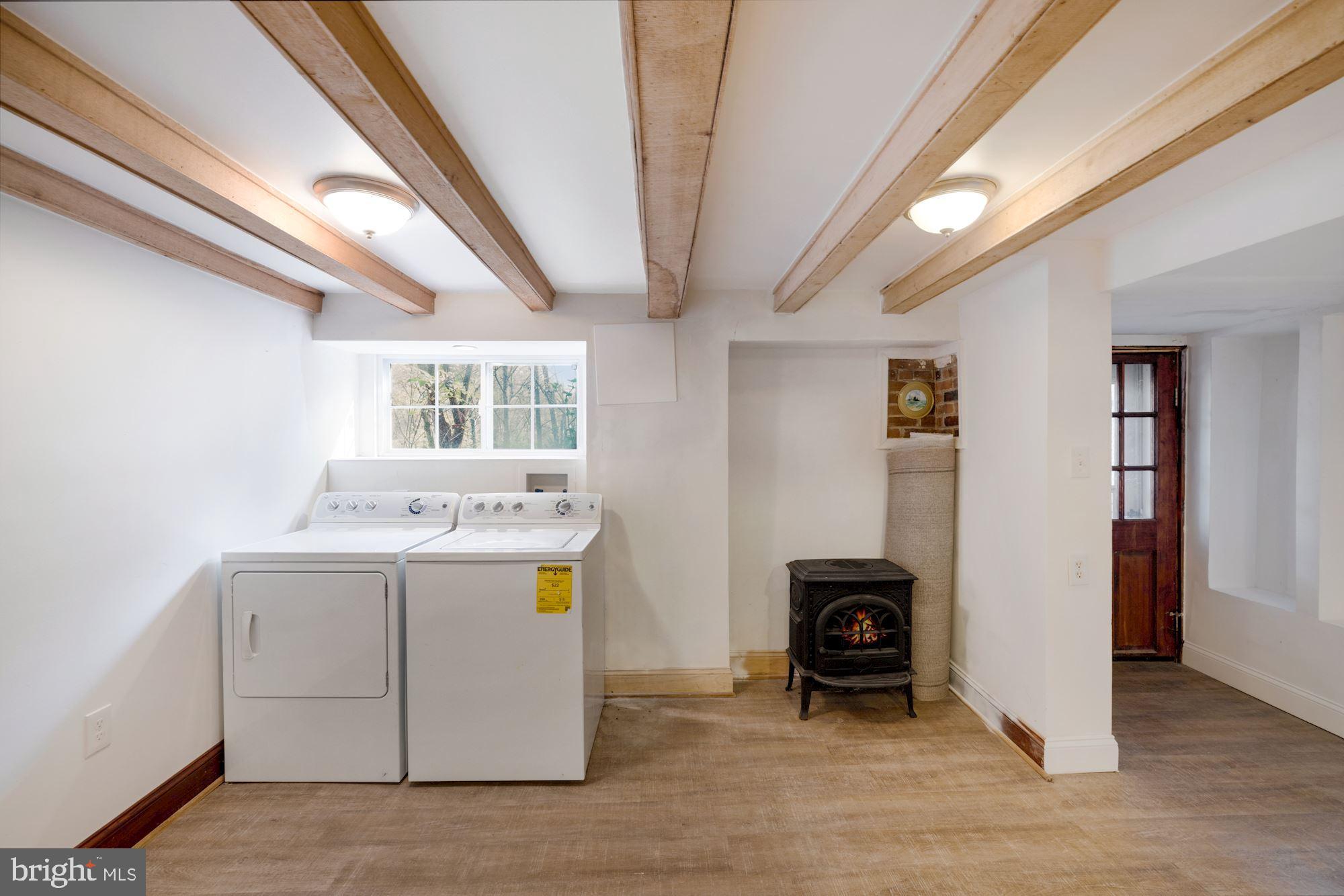 LEESBURG - Residential Lease