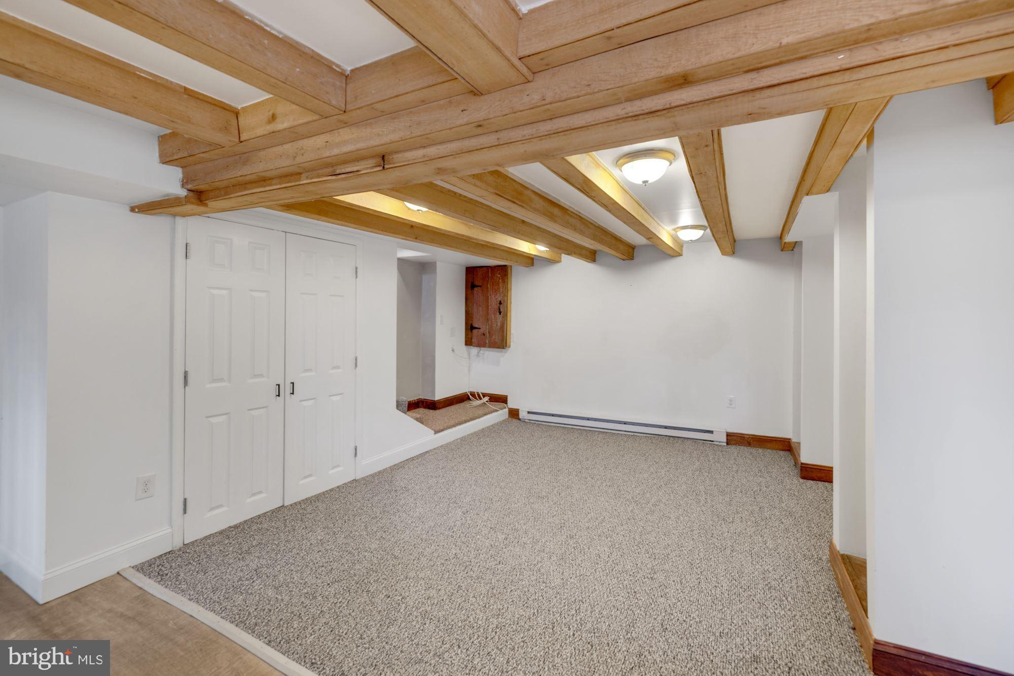 LEESBURG - Residential Lease