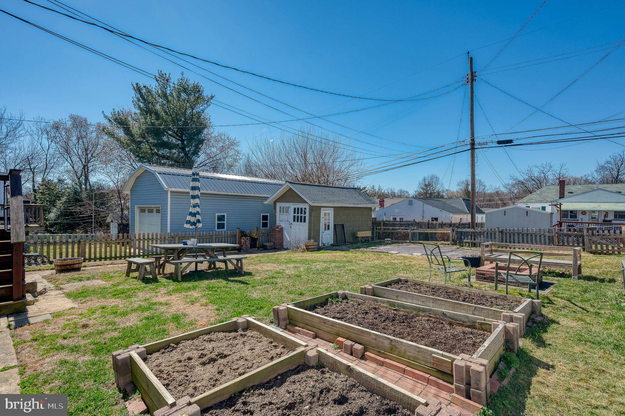 ELMWOOD - Residential