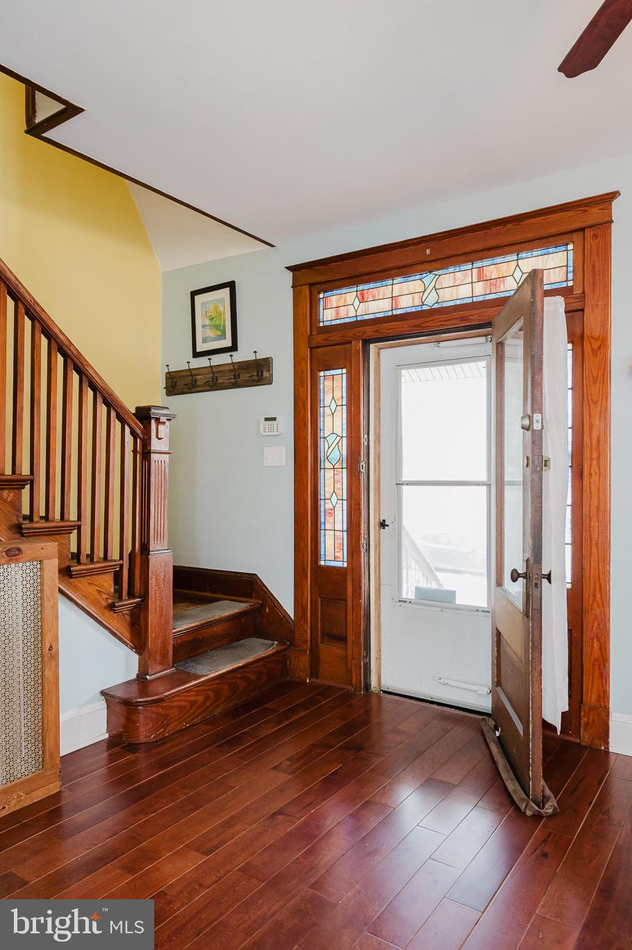 ELMWOOD - Residential