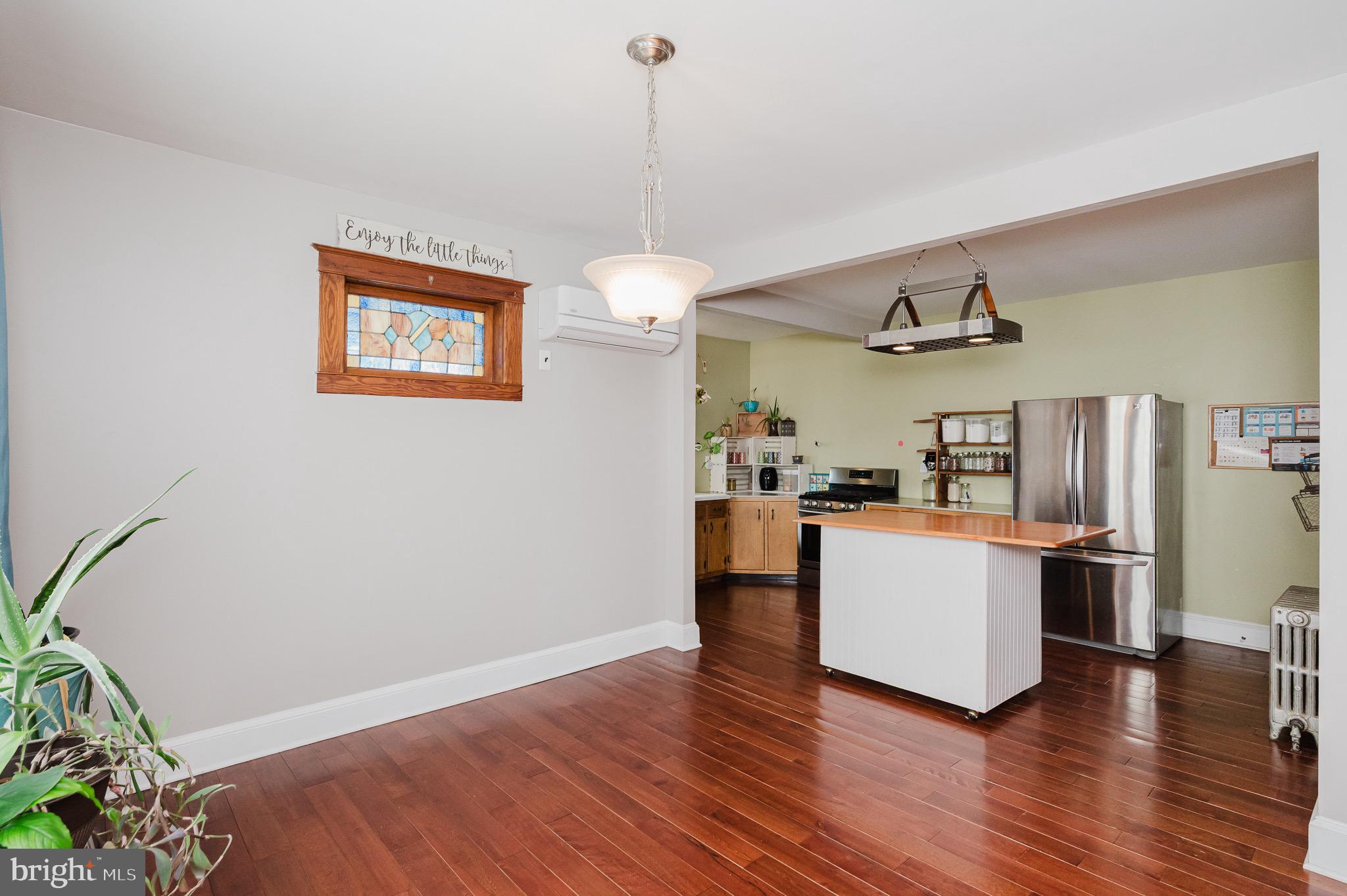 ELMWOOD - Residential