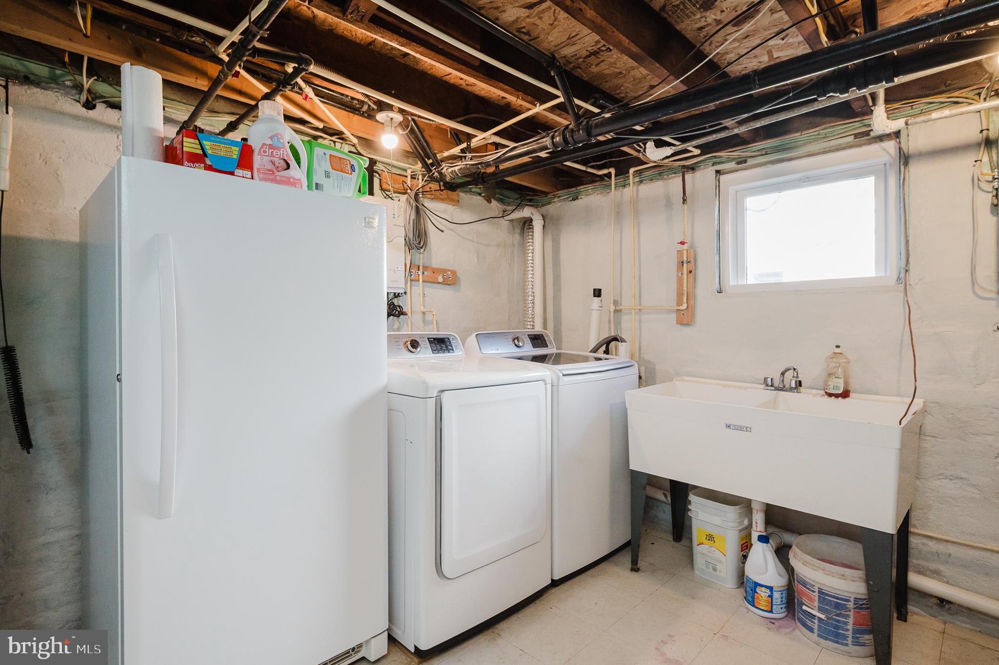 ELMWOOD - Residential