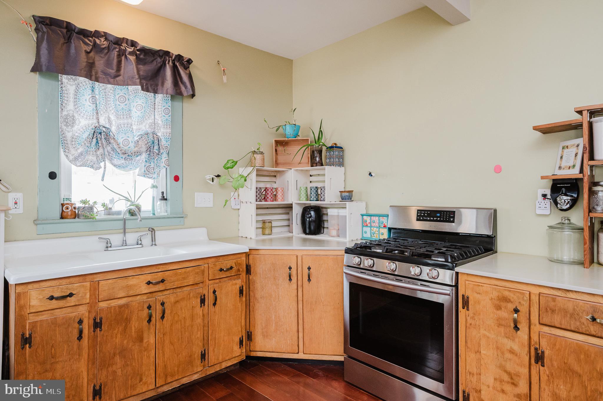 ELMWOOD - Residential