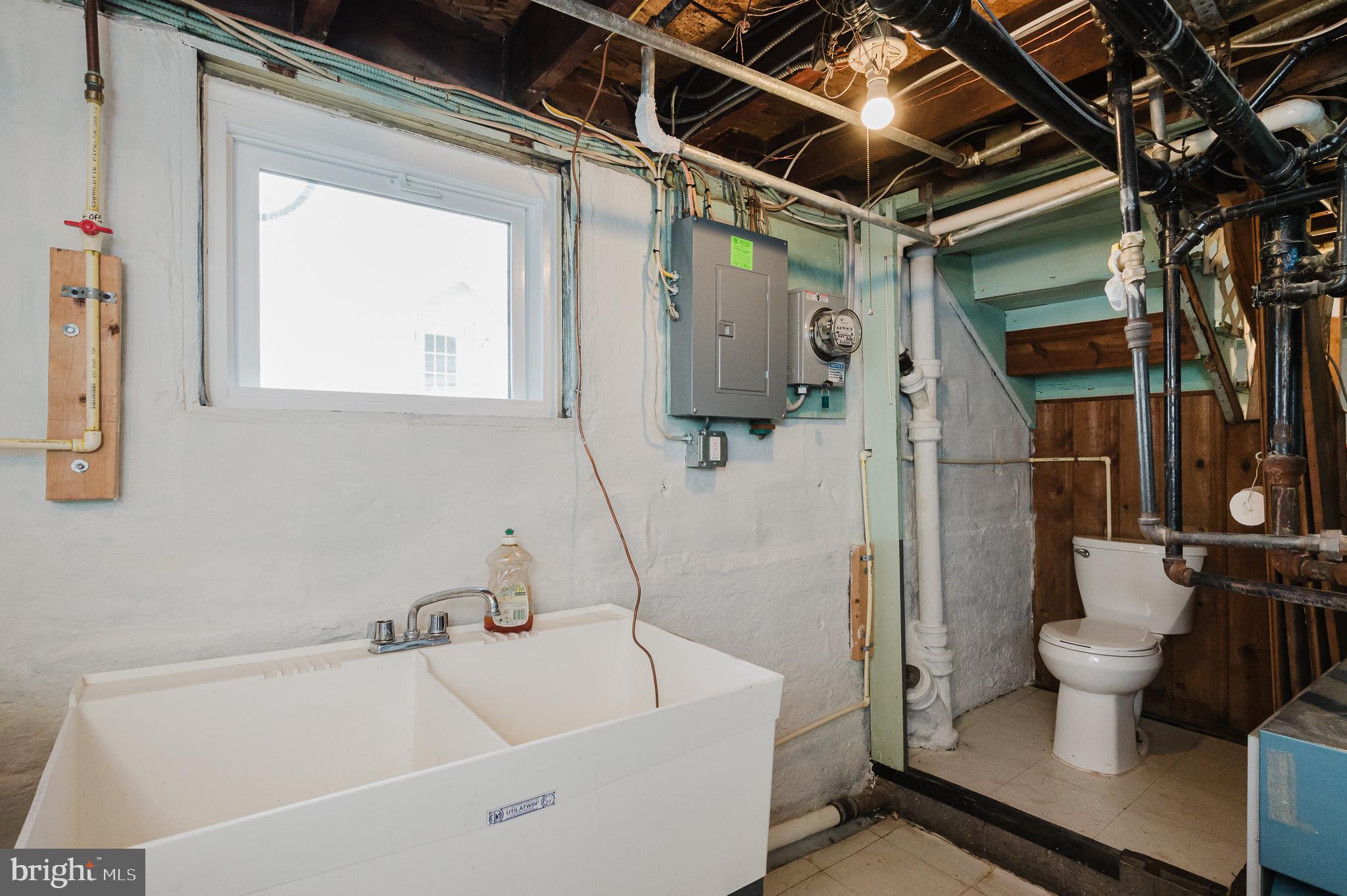 ELMWOOD - Residential