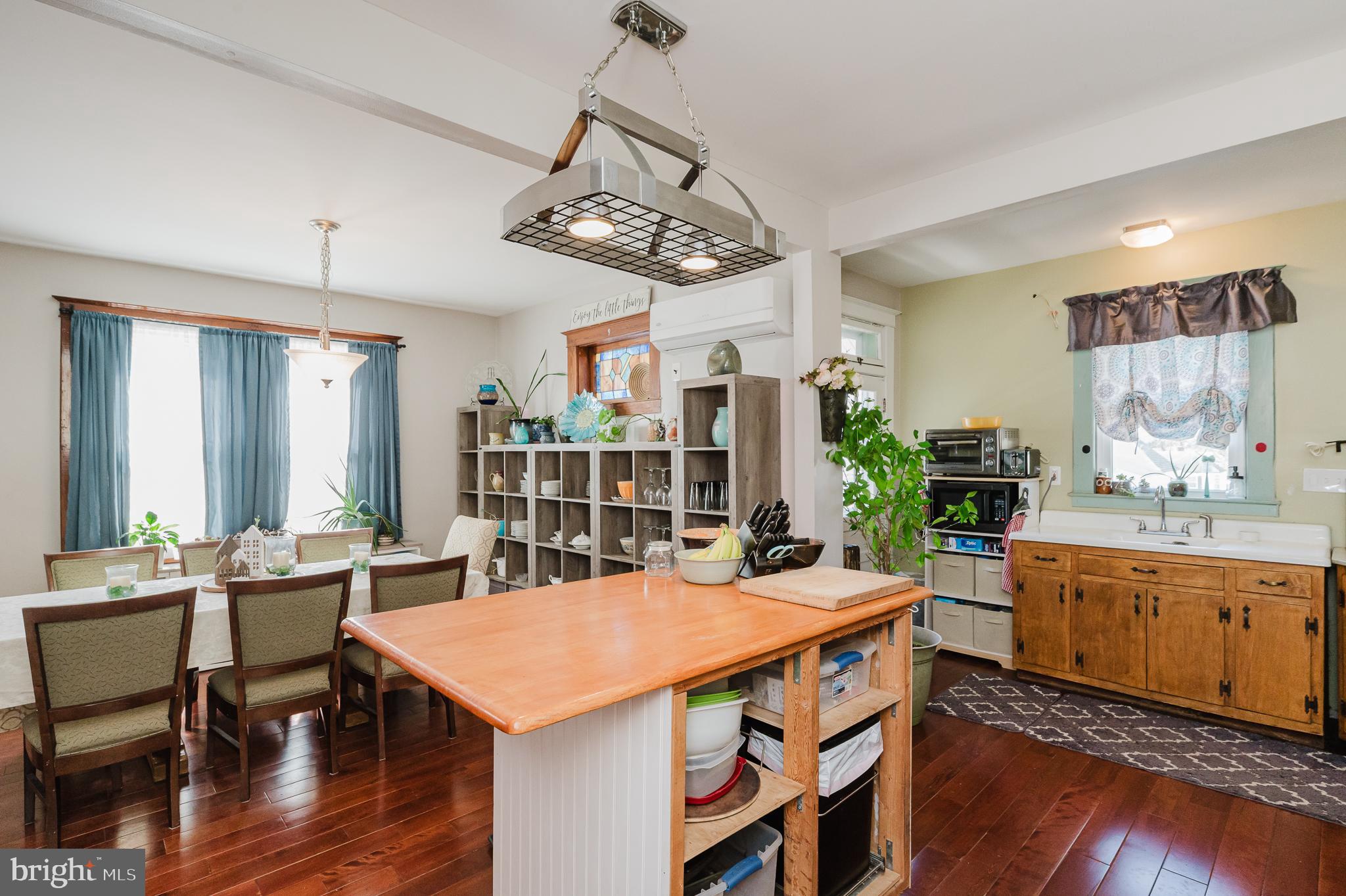 ELMWOOD - Residential