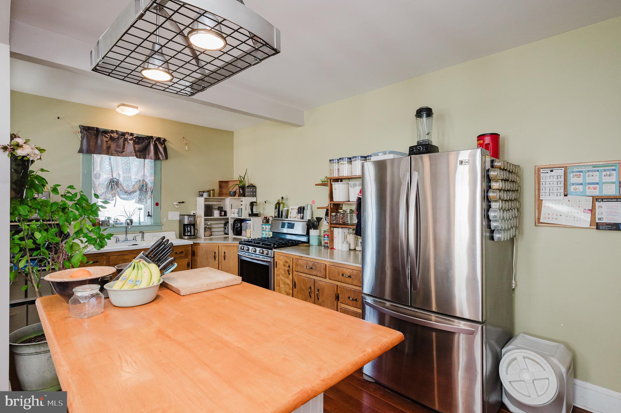 ELMWOOD - Residential