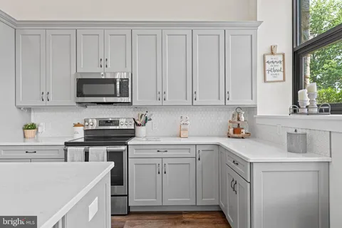 29 E 1st Avenue Unit A107, Trappe, PA 19426 - MLS#: PAMC2153408