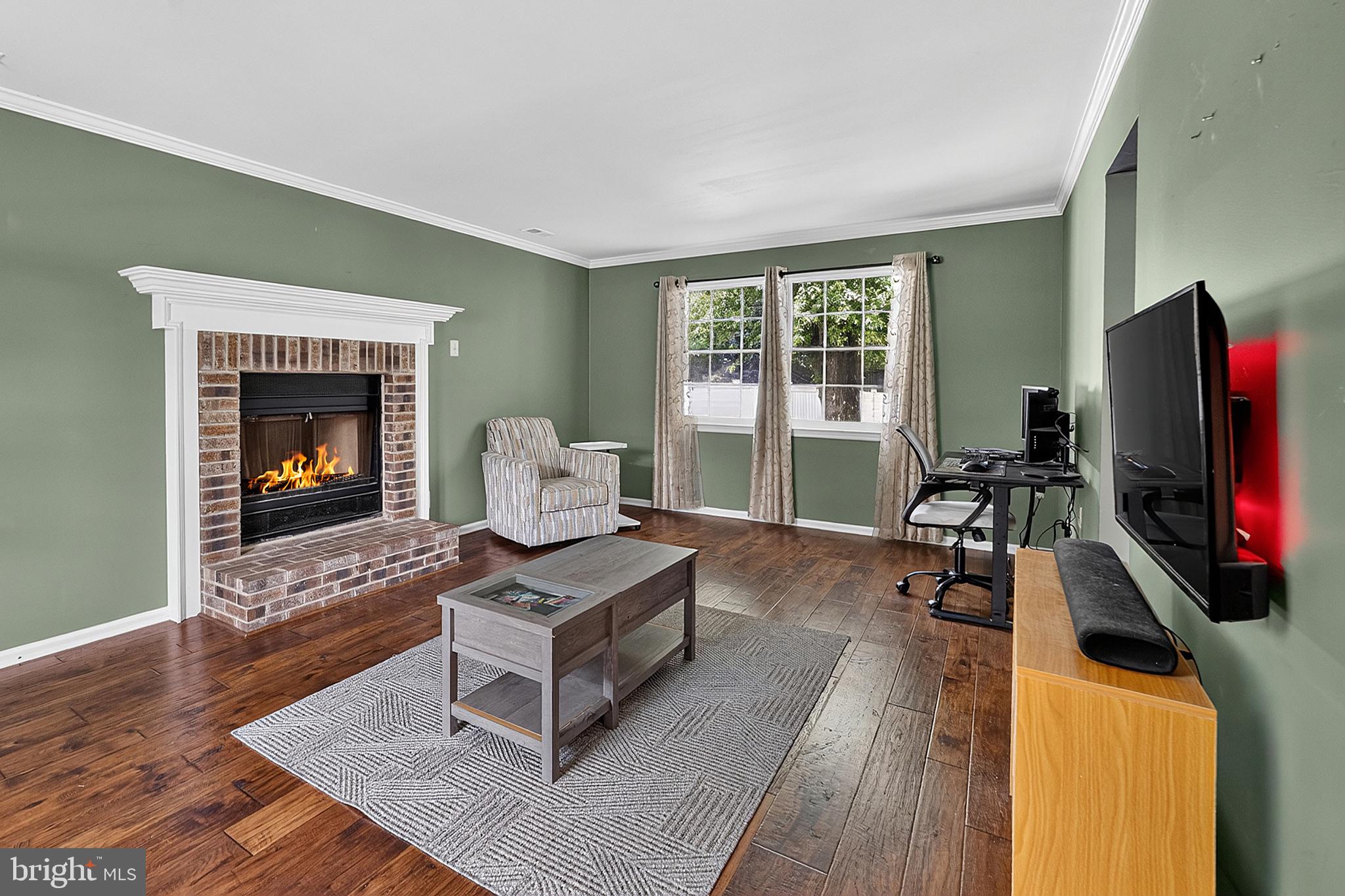 17 SEQUOIA COURT