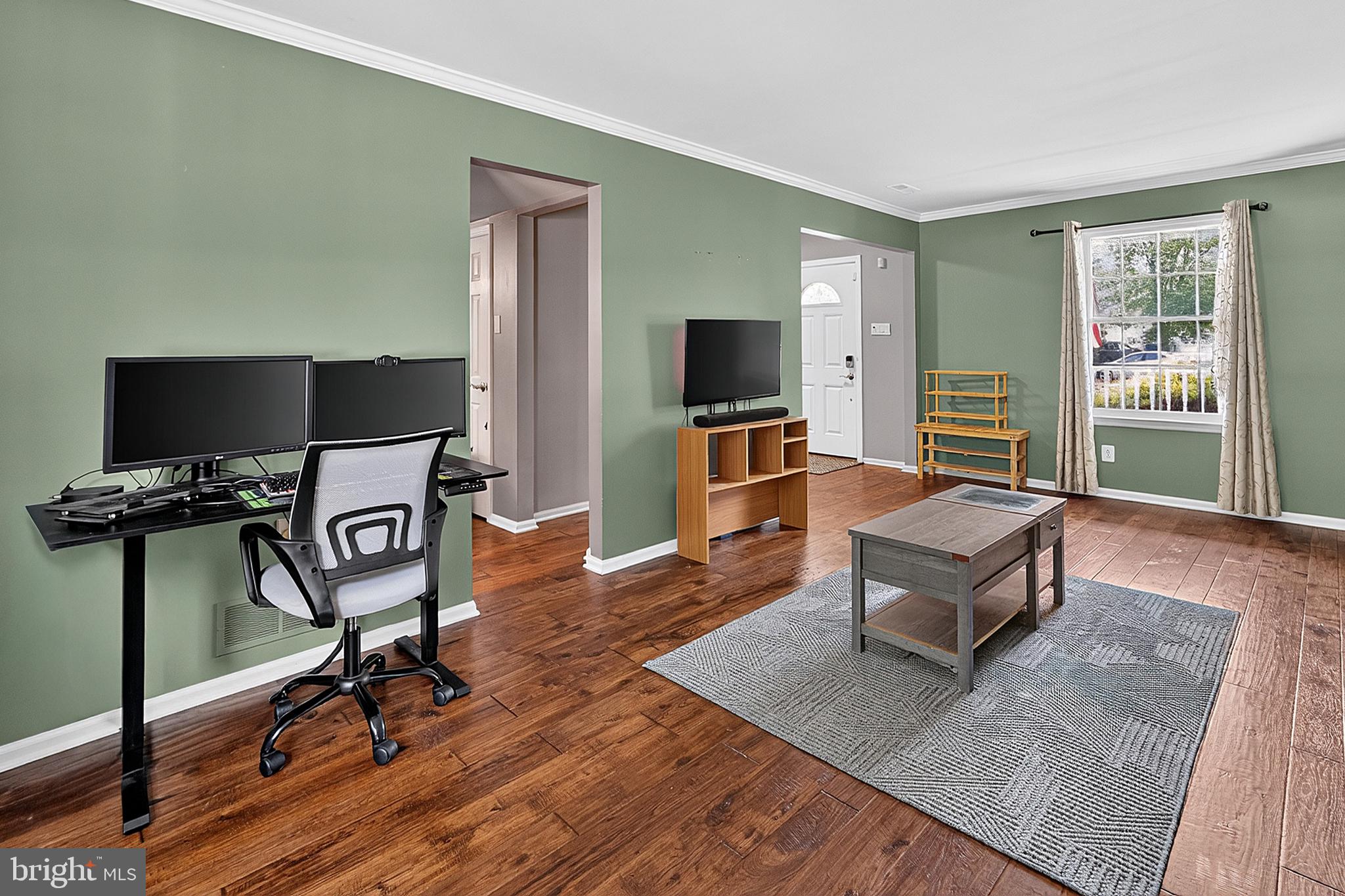 17 SEQUOIA COURT