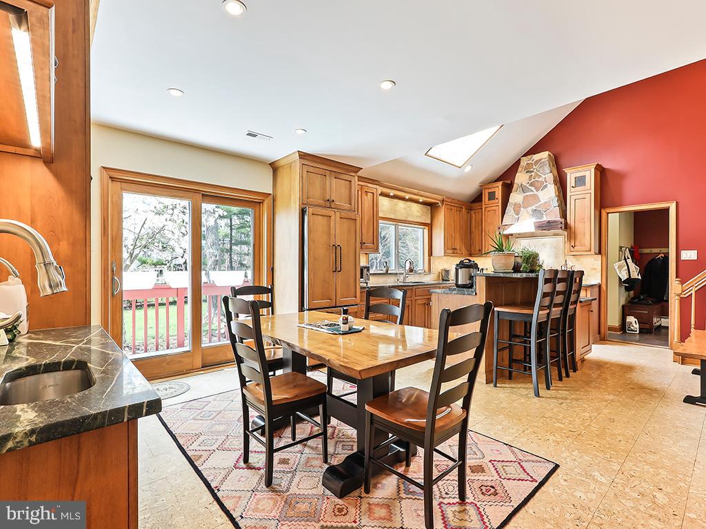 DEVONSHIRE - Residential