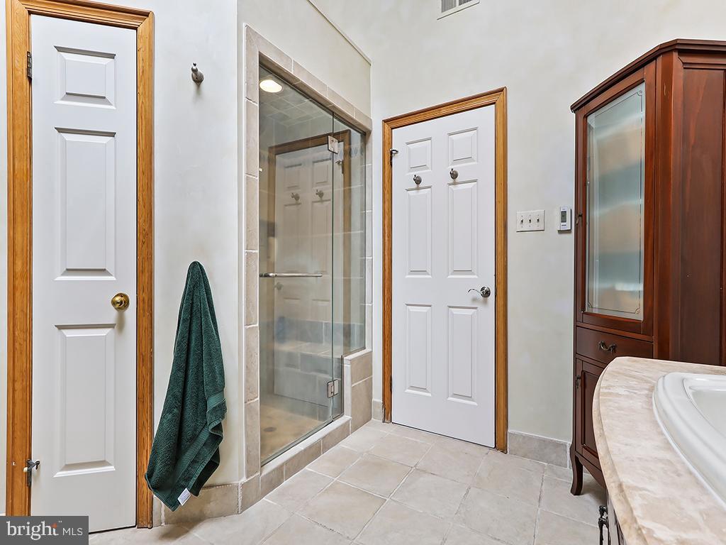 DEVONSHIRE - Residential