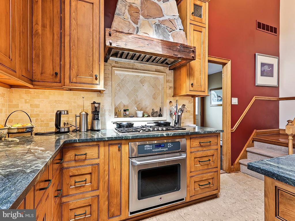 DEVONSHIRE - Residential