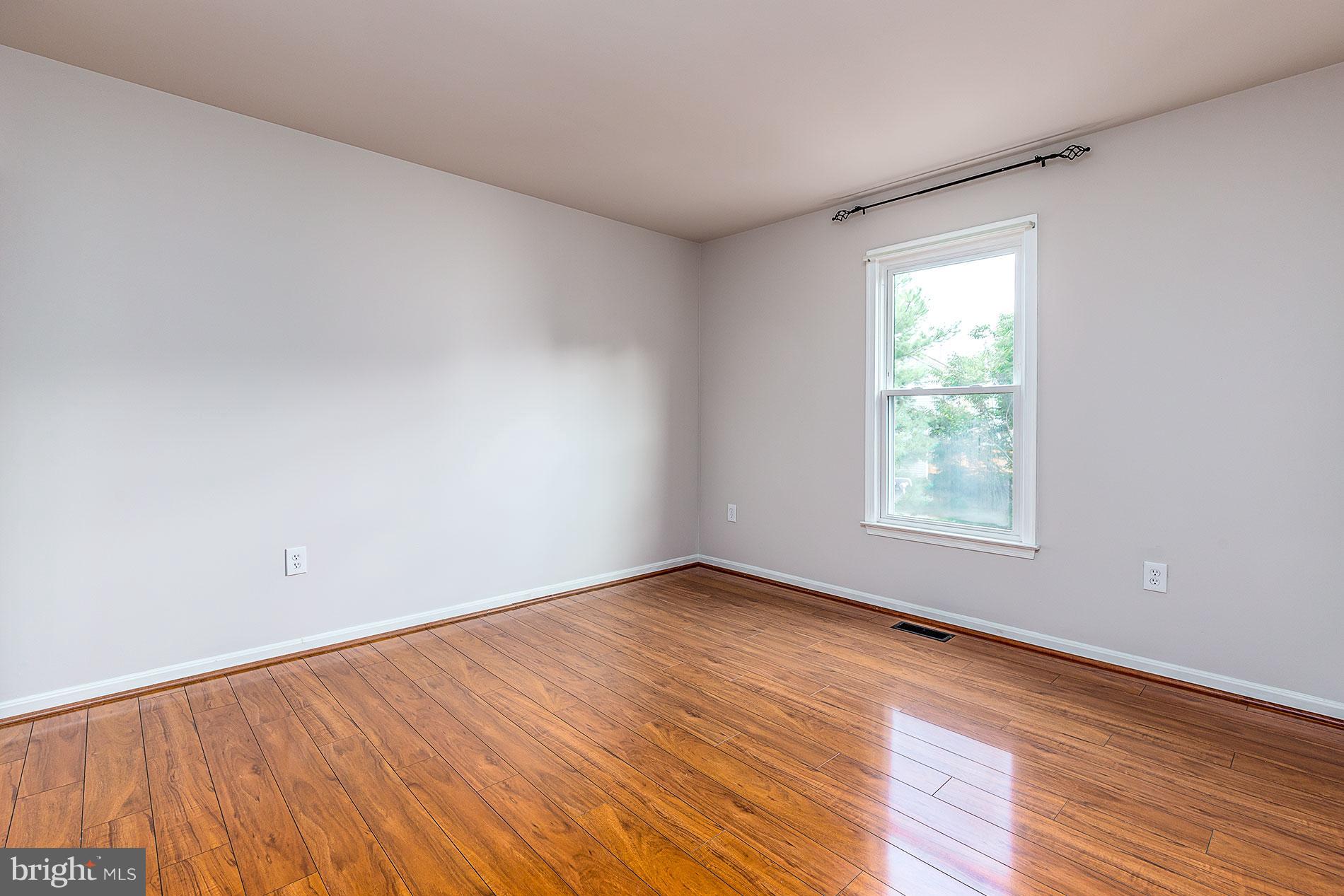 WOODSTONE - Residential