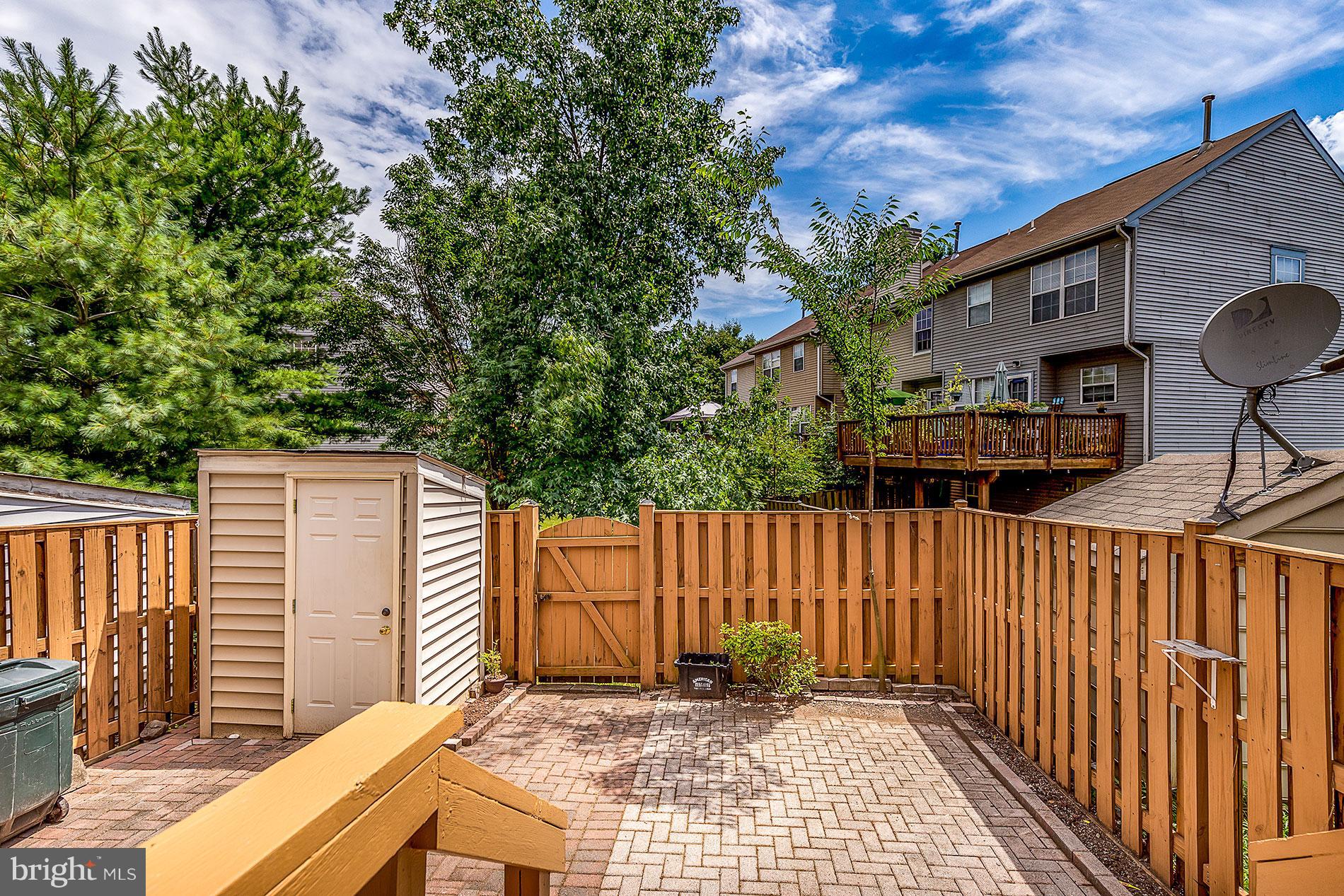 WOODSTONE - Residential