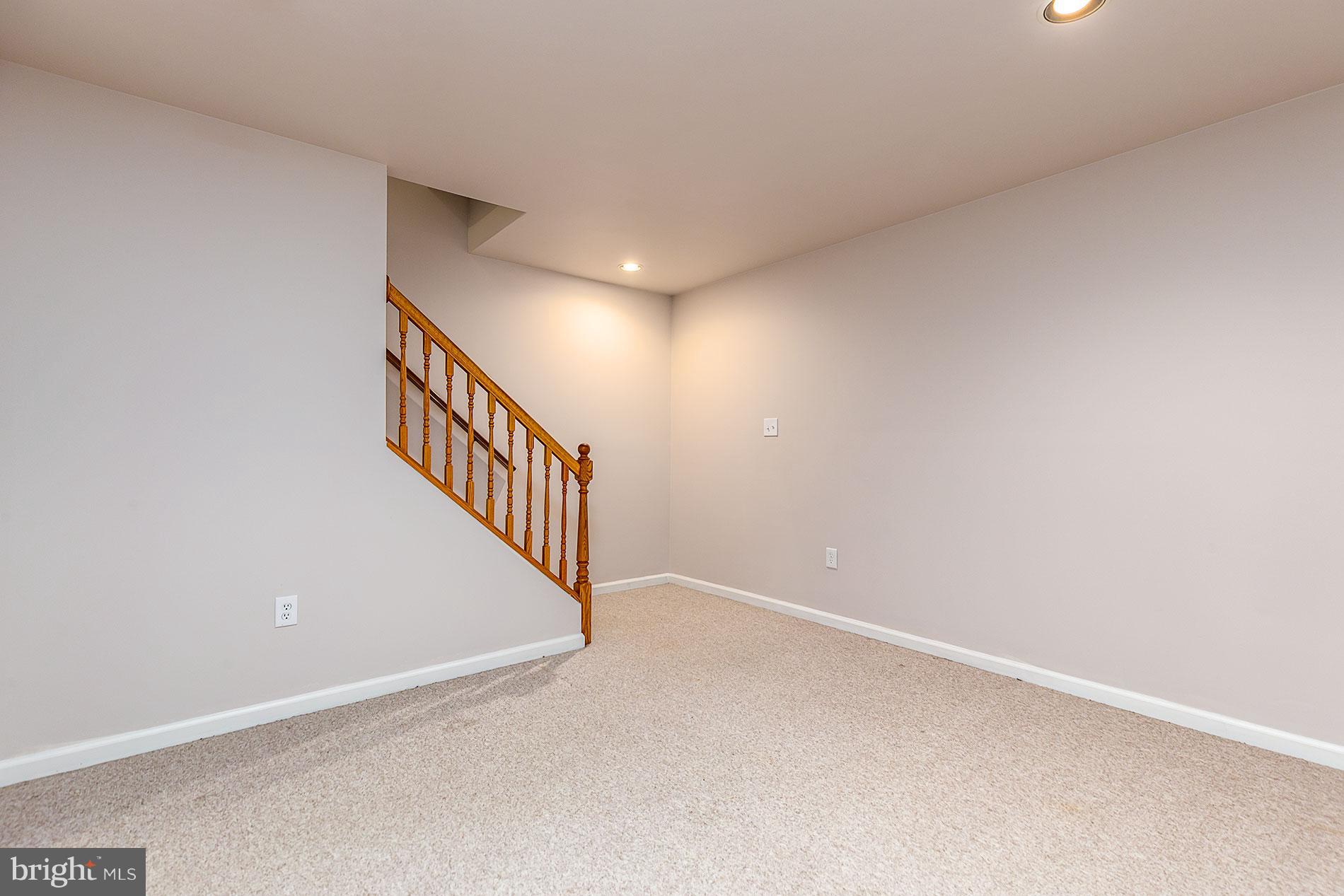 WOODSTONE - Residential