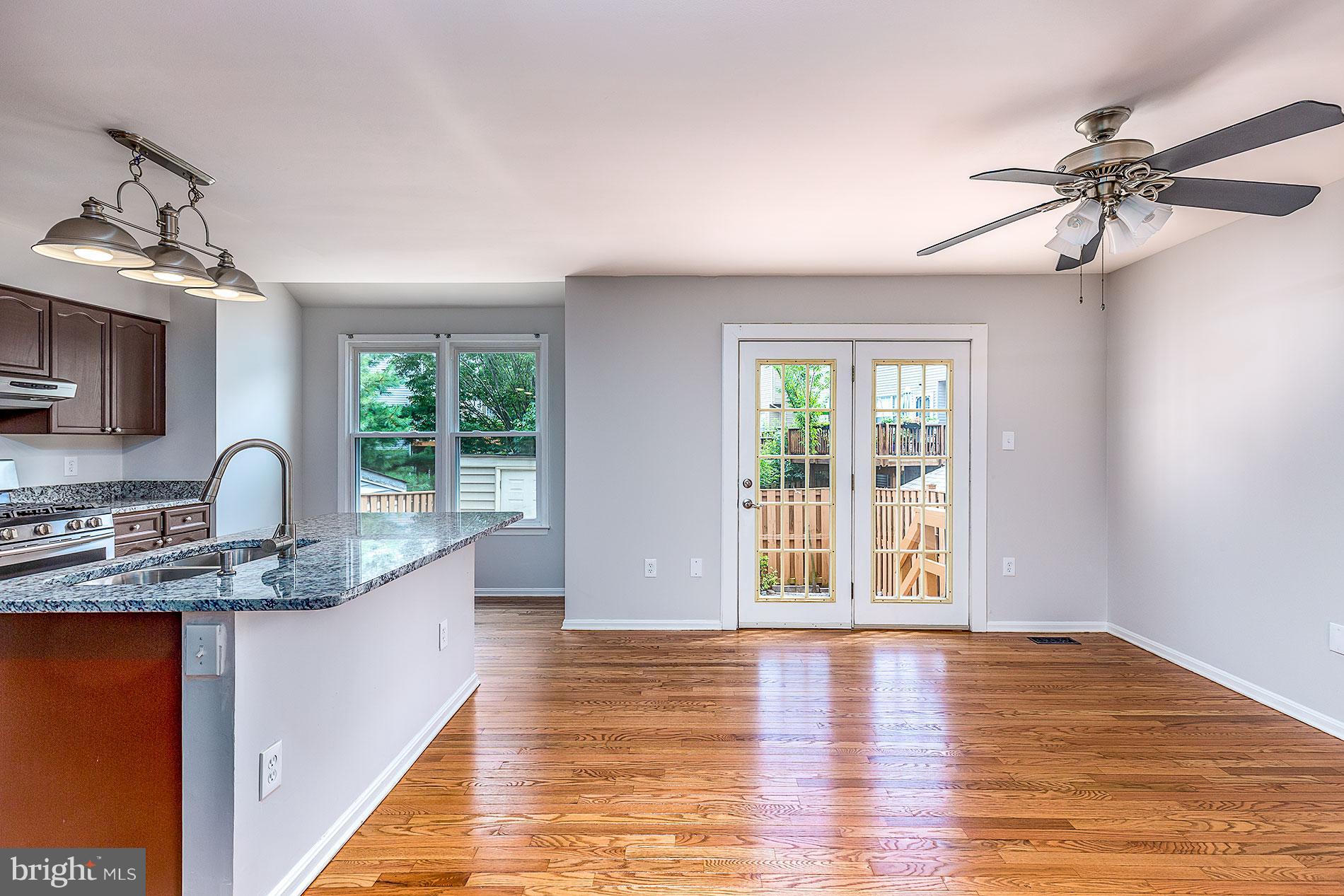 WOODSTONE - Residential