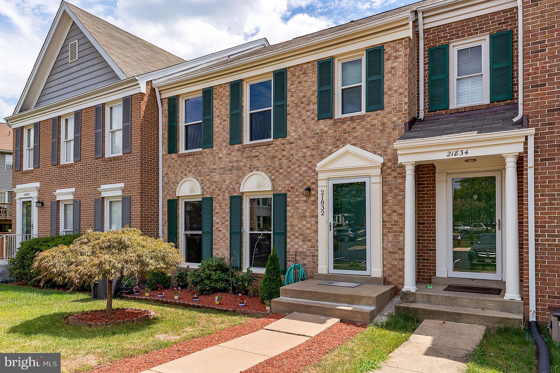 WOODSTONE - Residential