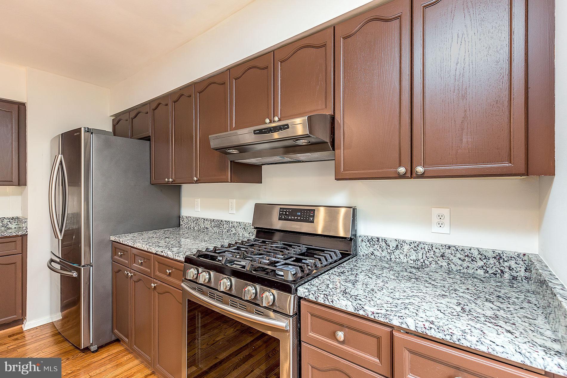 WOODSTONE - Residential